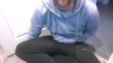 Snapshot of ohmibodslave chatting on 12-14-25, 02:33 TheDee online show from 12-14-25, 02:33