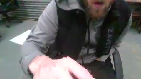 Snapshot of ohmibodslave chatting on 01-11-26, 01:38 TheDee online show from 01-11-26, 01:38