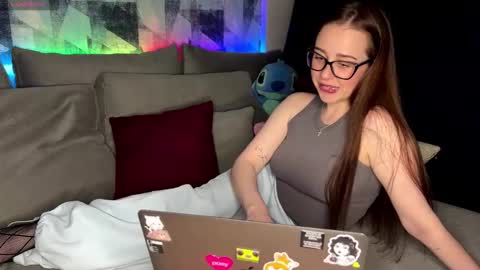 Snapshot of ohnicolle chatting on 11-29-25, 09:29 Nikki online show from 11-29-25, 09:29