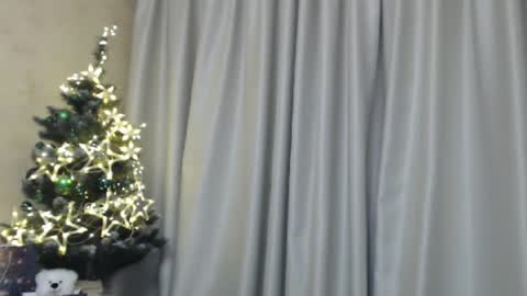 Snapshot of ohsweetiren chatting on 12-22-24, 10:49 Iren online show from 12-22-24, 10:49