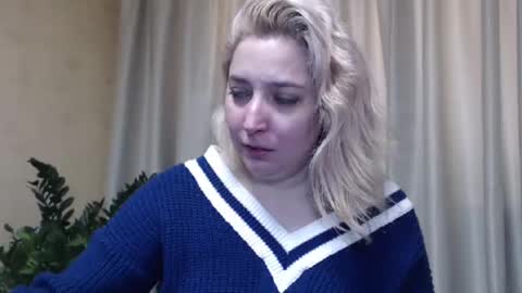 Snapshot of ohsweetiren chatting on 02-27-25, 07:01 Iren online show from 02-27-25, 07:01