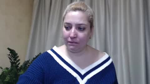 Snapshot of ohsweetiren chatting on 03-01-25, 07:08 Iren online show from 03-01-25, 07:08