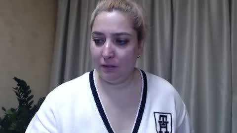 Snapshot of ohsweetiren chatting on 03-04-25, 07:08 Iren online show from 03-04-25, 07:08