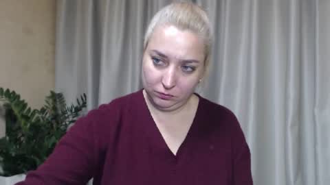 Snapshot of ohsweetiren chatting on 09-30-25, 06:40 Iren online show from 09-30-25, 06:40