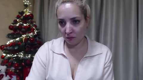 Snapshot of ohsweetmari chatting on 01-07-26, 04:31 Mari online show from 01-07-26, 04:31