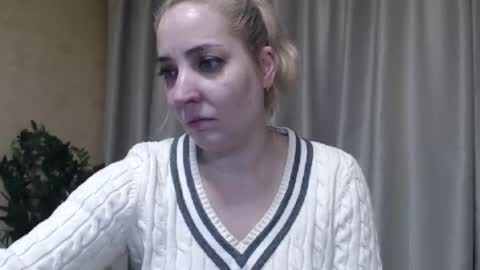 Mari online show from 02-21-26, 12:06