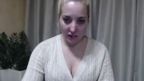 Mari online show from 03-26-26, 04:34