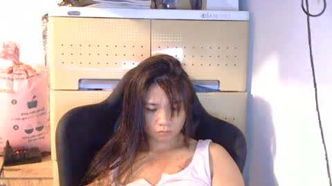 oinjer09 online show from 06-18-26, 02:12