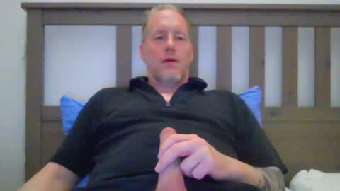 Snapshot of olavdelux chatting on 07-23-26, 11:02 olavdelux online show from 07-23-26, 11:02