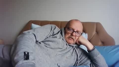 old_fkr online show from 01-31-25, 12:51