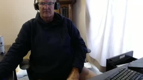 Older and Wiser online show from 01-08-25, 04:22