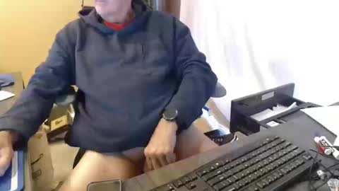 Older and Wiser online show from 10-13-25, 03:23