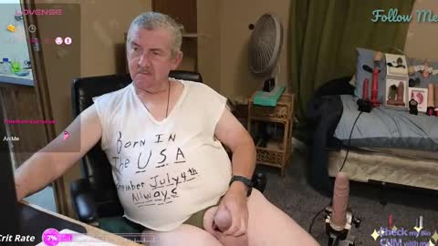 Snapshot of oldnewfun chatting on 09-21-25, 01:51 oldnewfun online show from 09-21-25, 01:51