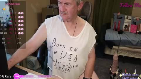 Snapshot of oldnewfun chatting on 09-30-25, 12:37 oldnewfun online show from 09-30-25, 12:37