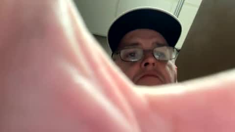 OldrM online show from 12-20-25, 02:57