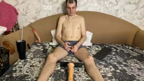 Snapshot of oleg88812 chatting on 06-13-26, 11:13 Oleg online show from 06-13-26, 11:13
