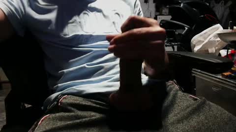 Snapshot of oletupolla chatting on 05-18-26, 01:02 oletupolla online show from 05-18-26, 01:02