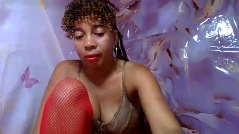 olinaa online show from 06-10-26, 07:07