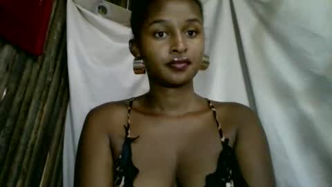 olinah610 online show from 04-26-26, 06:22