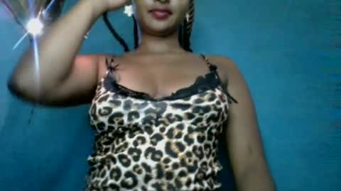 Snapshot of olinah610 chatting on 08-03-26, 06:01 olinah610 online show from 08-03-26, 06:01