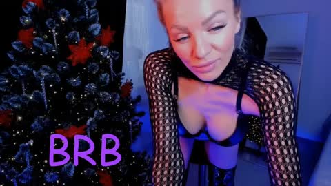 oliva_candy online show from 02-01-25, 08:29