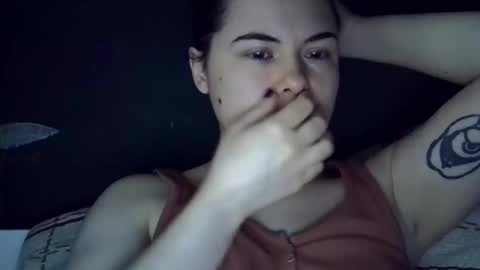 Snapshot of olivepeach chatting on 06-05-26, 09:37 Oil online show from 06-05-26, 09:37