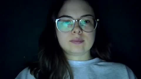 Snapshot of olivepeach chatting on 07-07-26, 11:03 Oil online show from 07-07-26, 11:03