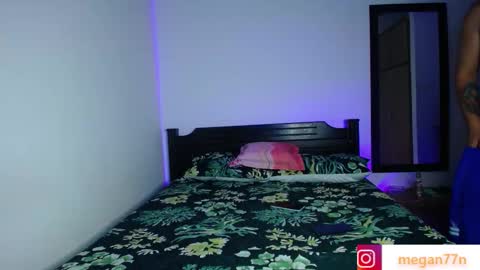 Oliver and MeganIndependent online show from 03-13-26, 07:37