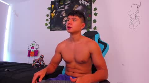 Oliver bray online show from 01-05-25, 04:16