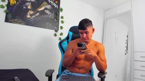 Oliver bray online show from 03-10-25, 04:25