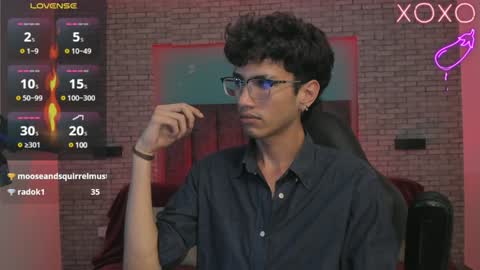 Snapshot of oliver_fast_ chatting on 12-27-24, 05:05 Oliver fast online show from 12-27-24, 05:05