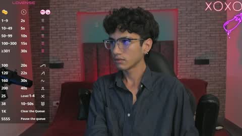 Snapshot of oliver_fast_ chatting on 12-29-24, 08:00 Oliver fast online show from 12-29-24, 08:00