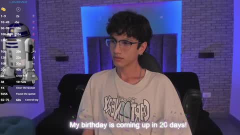 Snapshot of oliver_fast_ chatting on 01-21-25, 10:08 Oliver fast online show from 01-21-25, 10:08