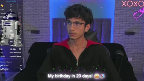 Snapshot of oliver_fast_ chatting on 01-27-25, 08:07 Oliver fast online show from 01-27-25, 08:07