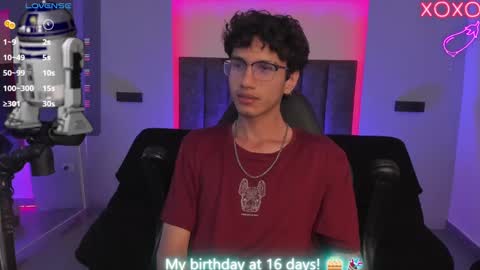 Snapshot of oliver_fast_ chatting on 02-01-25, 10:15 Oliver fast online show from 02-01-25, 10:15