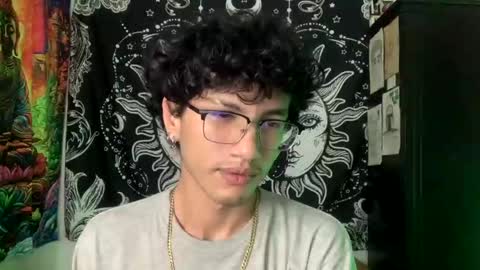 Snapshot of oliver_fast_ chatting on 10-01-25, 06:19 Oliver fast online show from 10-01-25, 06:19