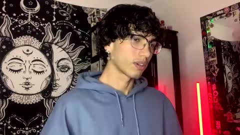 Snapshot of oliver_fast_ chatting on 11-20-25, 04:45 Oliver fast online show from 11-20-25, 04:45