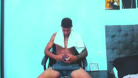 oliver_smith_2 online show from 09-08-25, 05:23