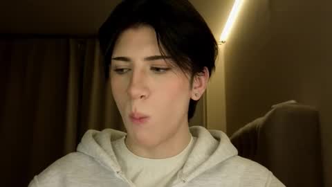 oliver online show from 03-21-26, 07:50