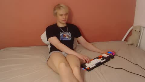 Oliver online show from 04-09-26, 01:16