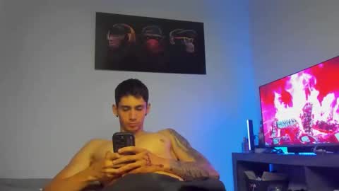 Oliver bennet online show from 10-19-25, 03:40