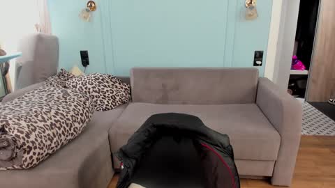 oliverrgroove online show from 12-25-24, 10:28