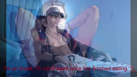 oliverthompson_01 online show from 12-03-24, 08:49