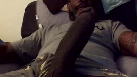 olivertwist1273 online show from 03-06-25, 04:17