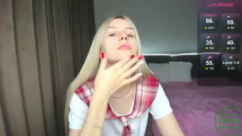 Olivia online show from 01-11-26, 12:32