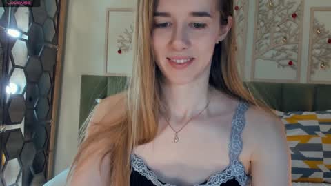 Olivia online show from 01-14-25, 05:12