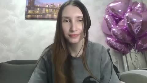 Snapshot of olivia_dream1 chatting on 02-18-25, 12:04 Olivia online show from 02-18-25, 12:04