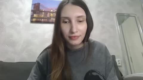 Snapshot of olivia_dream1 chatting on 02-21-25, 10:37 Olivia online show from 02-21-25, 10:37