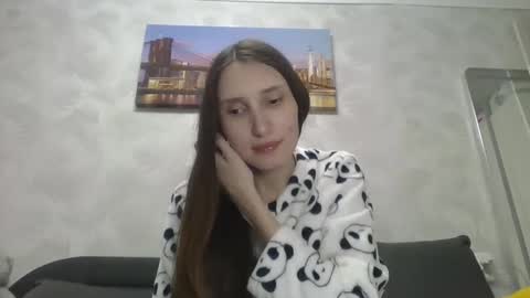 Snapshot of olivia_dream1 chatting on 10-05-25, 08:40 Olivia online show from 10-05-25, 08:40