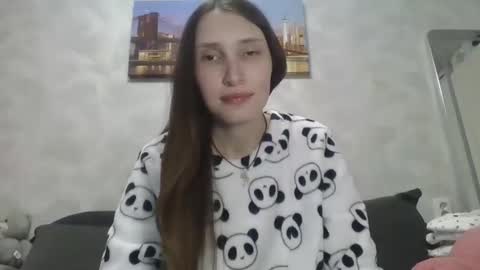 Snapshot of olivia_dream1 chatting on 10-10-25, 09:14 Olivia online show from 10-10-25, 09:14